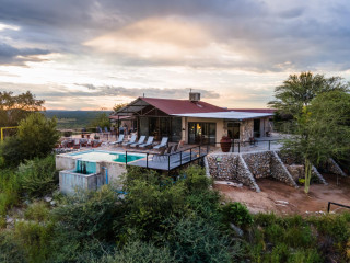 Aloegrove Safari Lodge