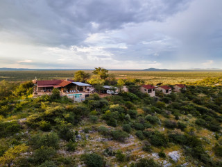 Aloegrove Safari Lodge